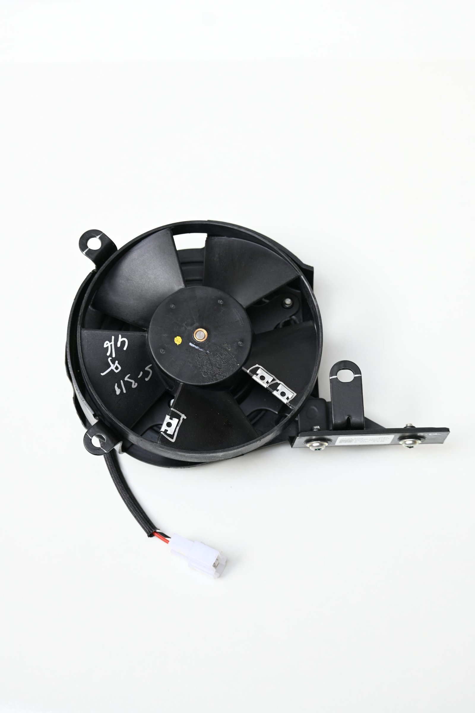 KTM / Bajaj 390 / 400 Radiator Cooling Fan Assembly | Part No: JY601257