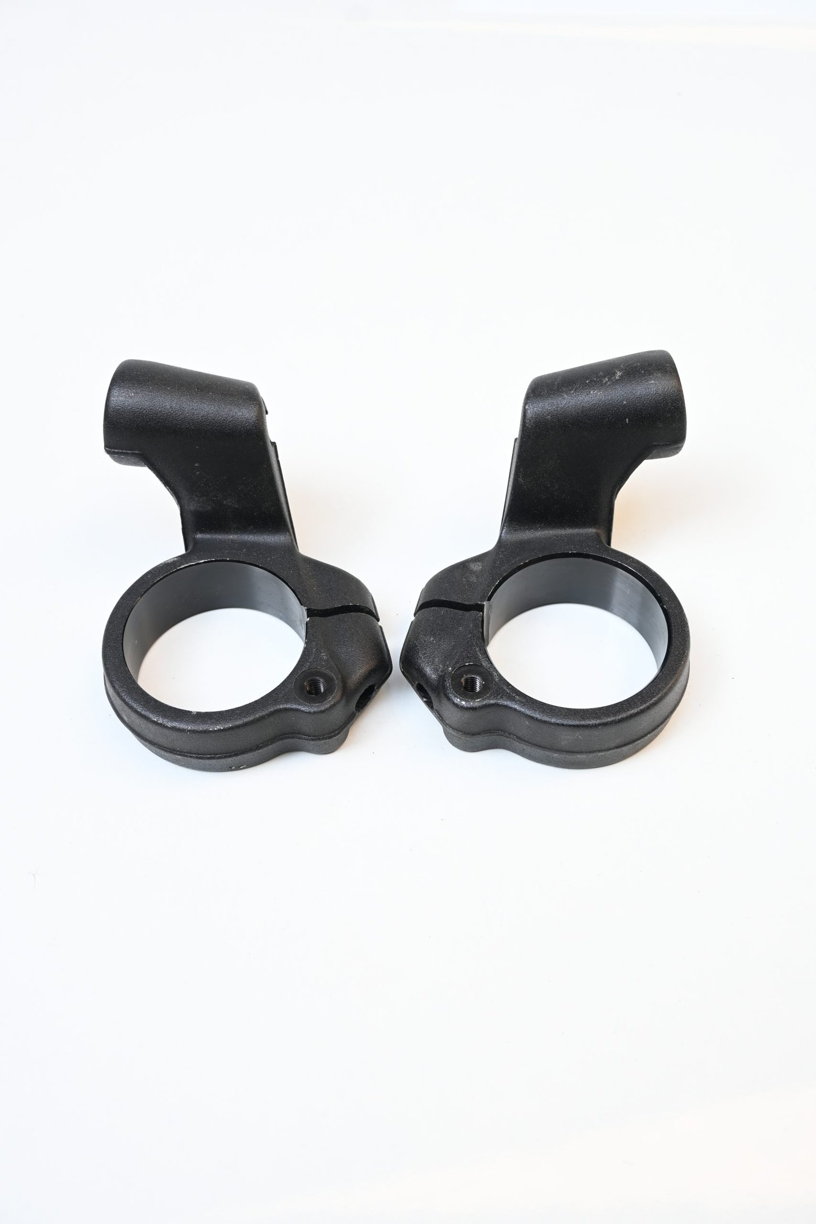 HANDLE HOLDER - RC GEN 2 MOTOGP EDITION CLIP ON -JY151041 + JY151040