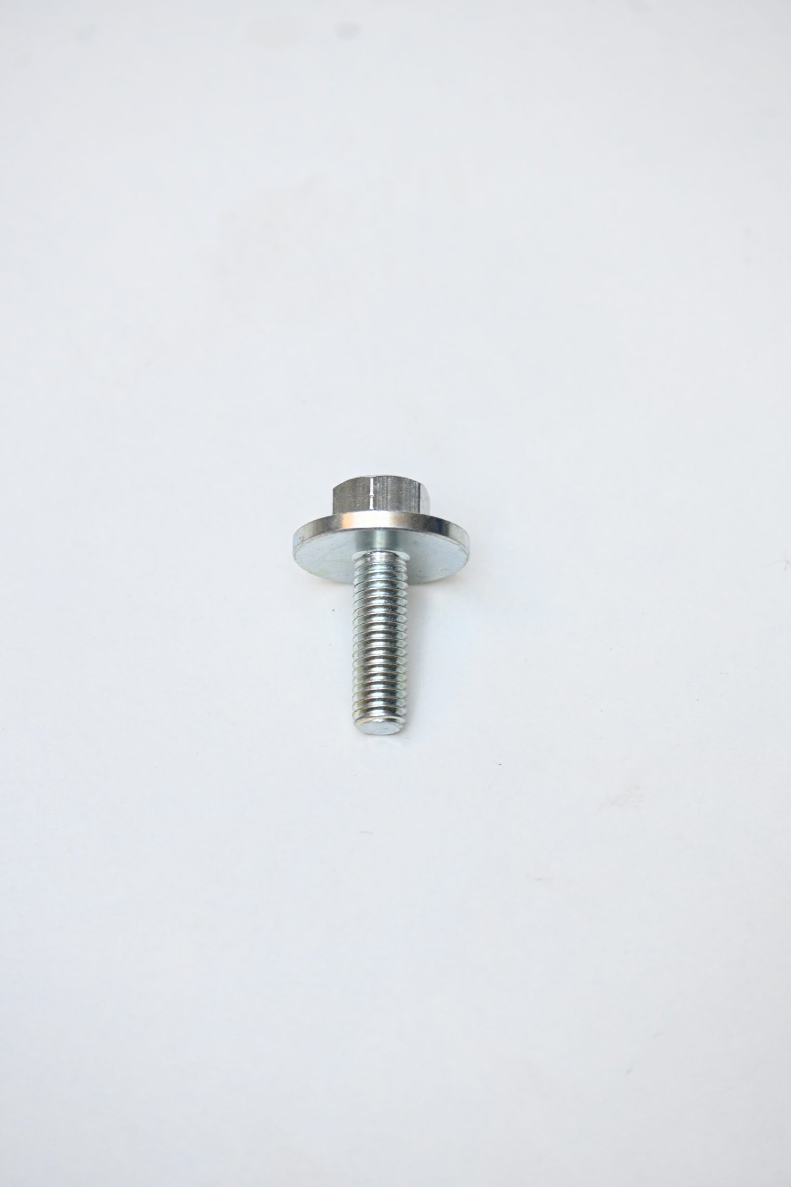 KTM Duke Front Axle Shaft Kit | Wheel Axle with Bolt - Image 2