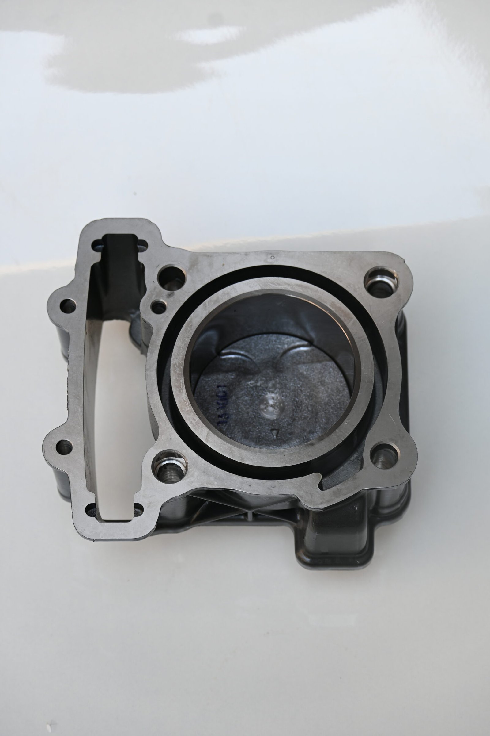 KTM Duke / RC 200 Kit Cylinder Block Piston Assembly 36JU0007 - Image 2